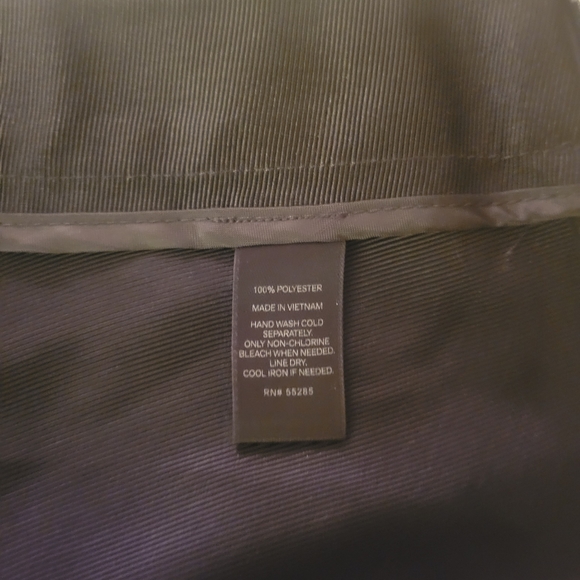 Shorts - Picture 5 of 5